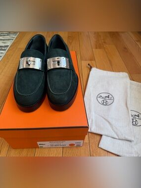 NIB NWT Hermes Hot Loafer Very Fonce Silver Hardware